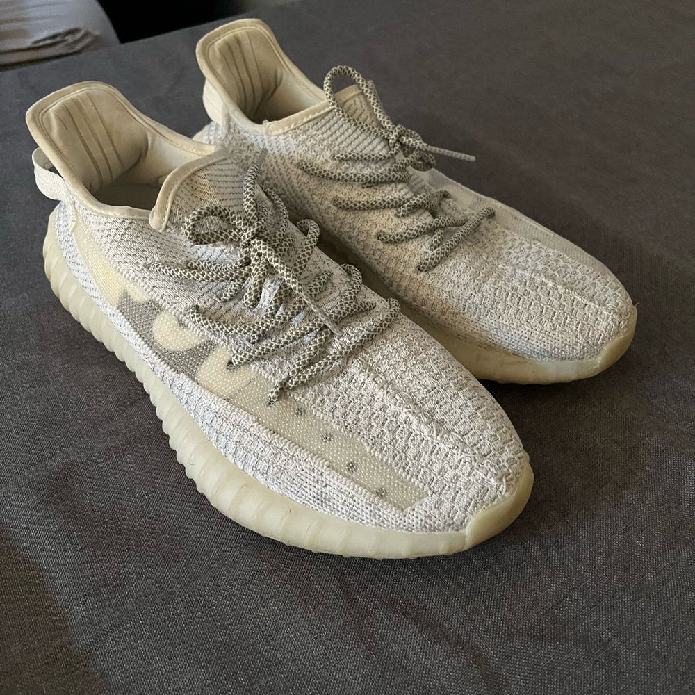 Reflective yeezy’s size 10